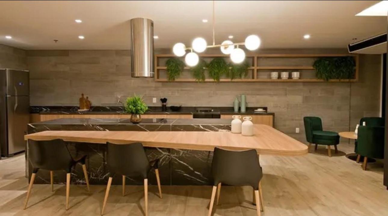 Flat Industrial Skylux Piscina E Netflix